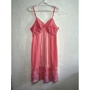Penney's Adonna vintage pink lace nylon slip womens‎ medium coquette fairycore